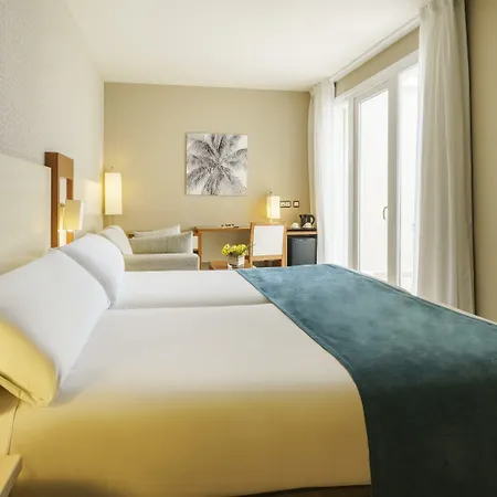 Ilunion Hotel